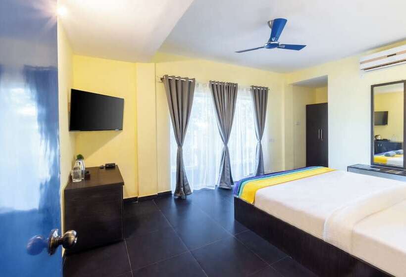 Blue Door Hotel Morjim