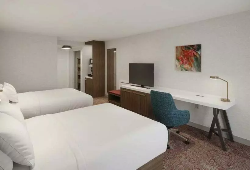 ホテル Inn At Tewksbury