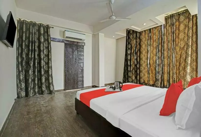 هتل Flagship The Chandigarh Lake Suites