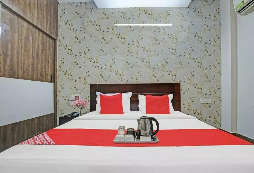 هتل Flagship The Chandigarh Lake Suites