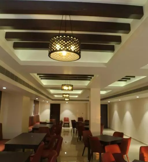 ホテル Skanda Palace