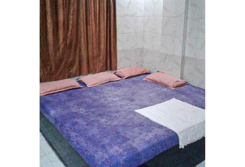 בית מלון כפרי Yuvraj Palace By Wb Inn