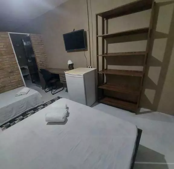 ペンション Big Brook Guesthouse