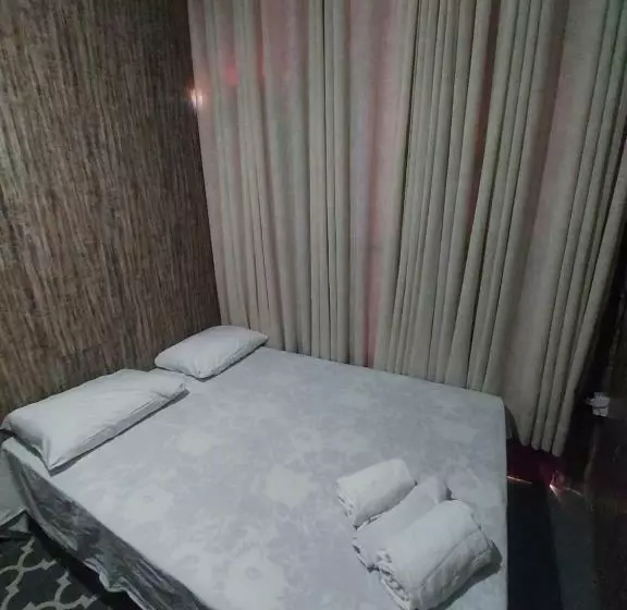 ペンション Big Brook Guesthouse