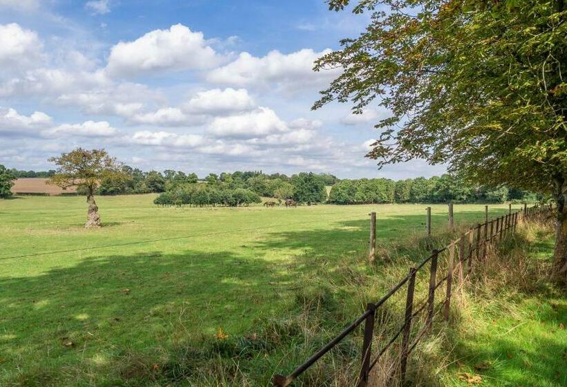 Luxurious Rural Retreat Holt Coach House