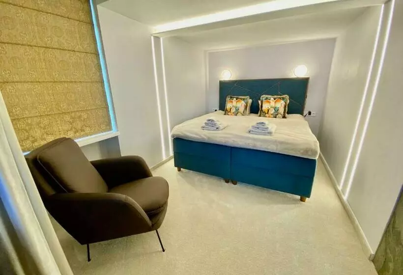 Luxury Queen V Apartment With Jacuzzi