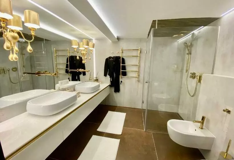 Luxury Queen V Apartment With Jacuzzi