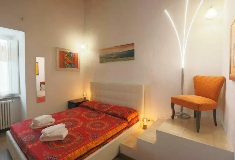 Mantellini Apartment