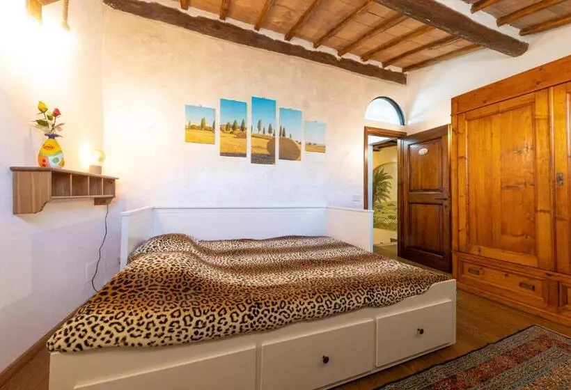 Mantellini Apartment