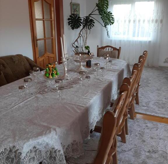 بنسيون Casa Cora