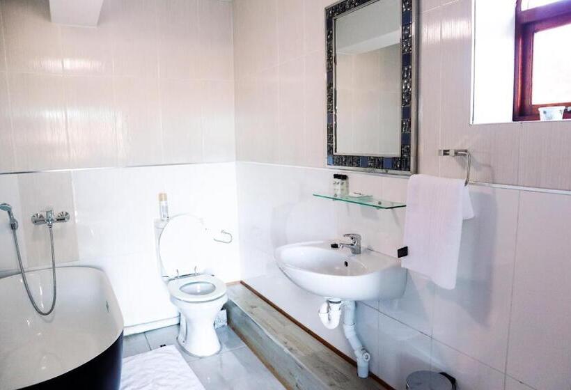 פנסיון Pumelela Guest House