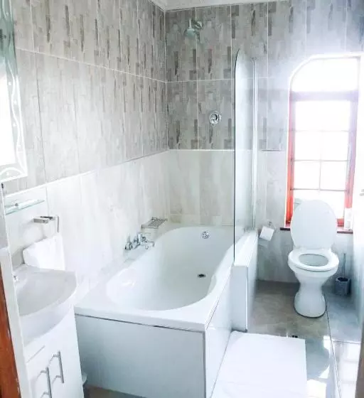 ペンション Pumelela Guest House