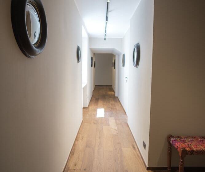 تختخواب و صبحانه Palazzo Danisis&suites