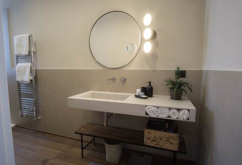 تختخواب و صبحانه Palazzo Danisis&suites