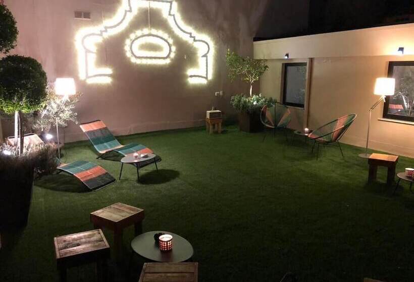 تختخواب و صبحانه Palazzo Danisis&suites