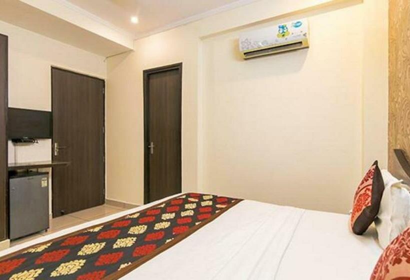 Fabhotel Gazelle Inn