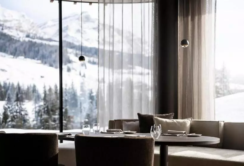 ホテル Badia Hill