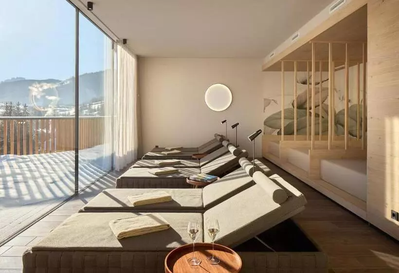 ホテル Badia Hill