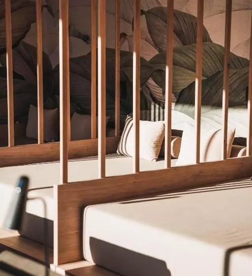 ホテル Badia Hill