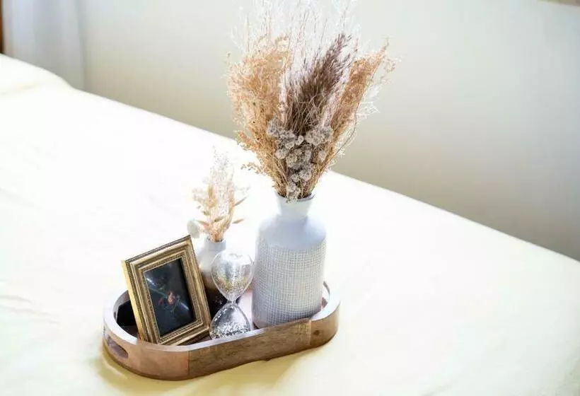 Majatalo Paris Homestay Of Happyness