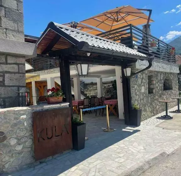 تختخواب و صبحانه Kula Nekovic