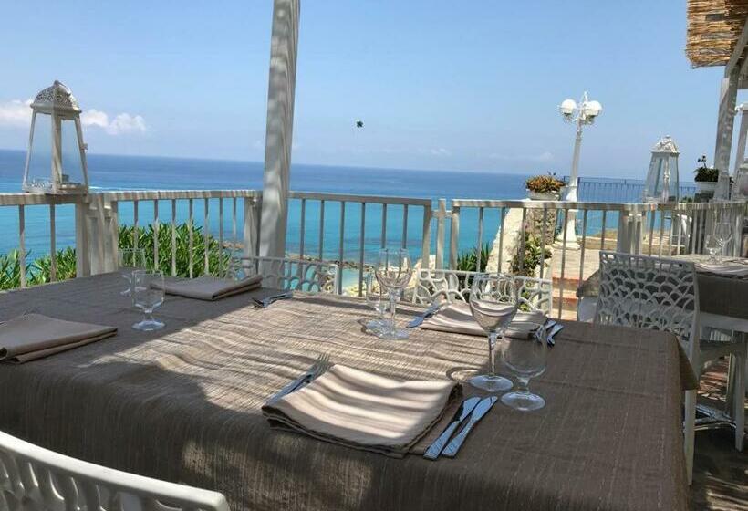 ベッドアンドブレックファースト Rooms & Pool