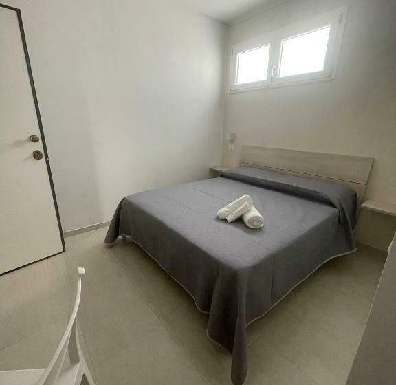 ベッドアンドブレックファースト Rooms & Pool