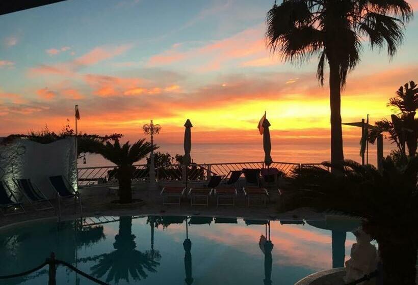 ベッドアンドブレックファースト Rooms & Pool