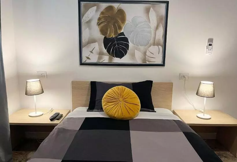 Aamiaismajoitus (B&B) Pit Stop Ciampino Station