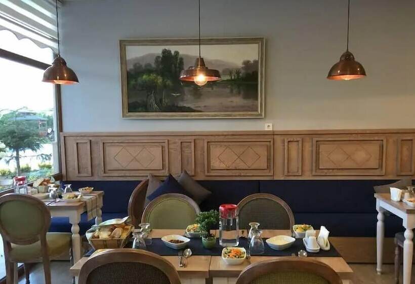 ホテル Westport Istanbul Resort & Spa