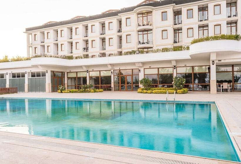 ホテル Westport Istanbul Resort & Spa
