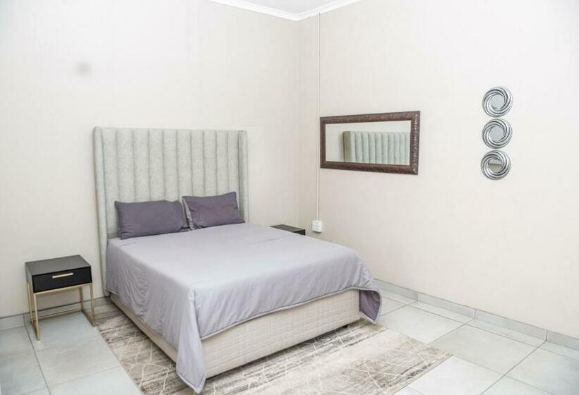 펜션 36 Emanzini Villa