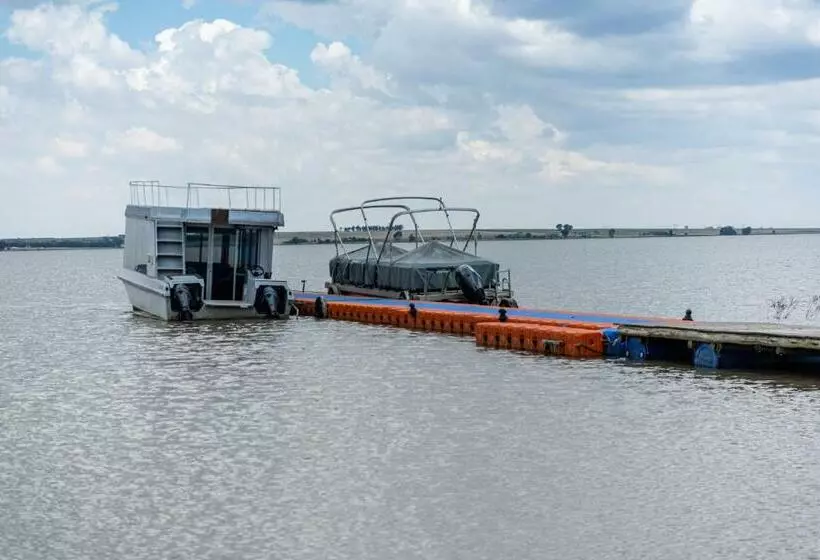 Majatalo 36 Emanzini Villa