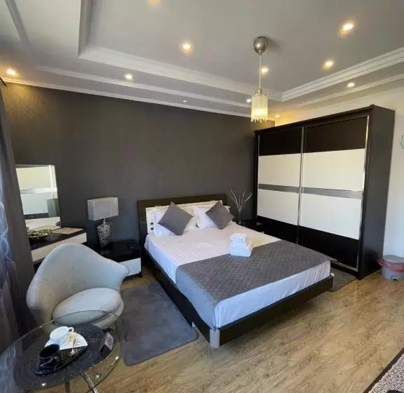 Majatalo Ami Residence Bucharest Airport,therme&free Parking Otopeni