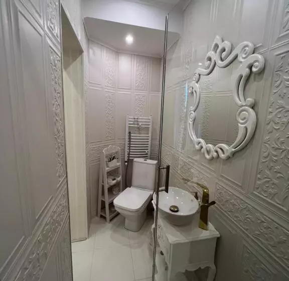 Majatalo Ami Residence Bucharest Airport,therme&free Parking Otopeni