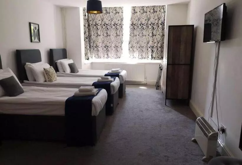 پانسیون North Cambridge Guesthouse By Payman Club