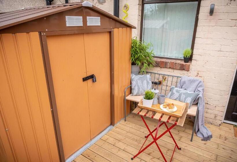 膳宿费 Tropicana House