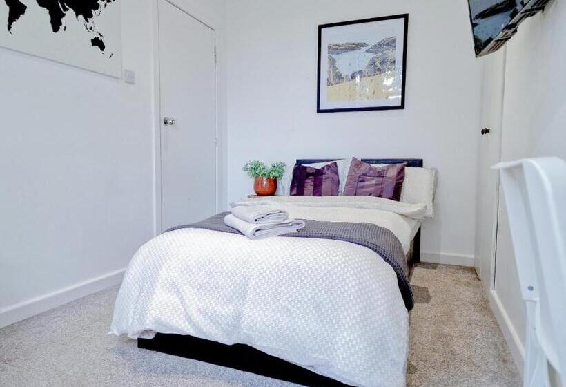 膳宿费 Tropicana House