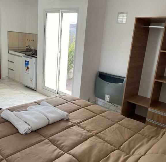 Apart Los Algarrobos