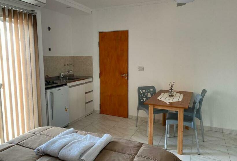 Apart Los Algarrobos