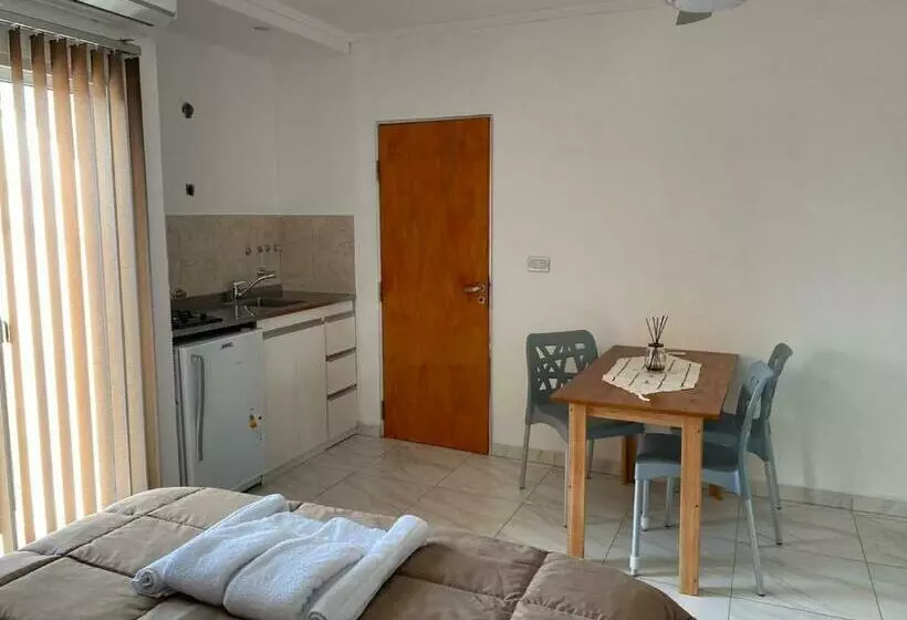 Apart Los Algarrobos