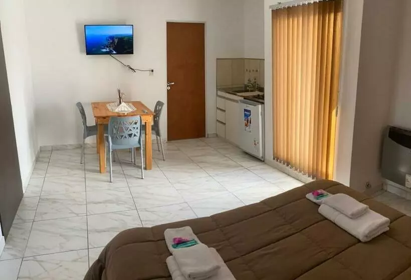 Apart Los Algarrobos