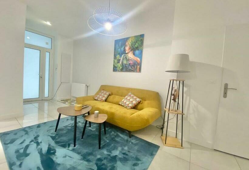 Appartement Floral Centre Confort Et Spacieux Netflix Et Wifi Gratuit