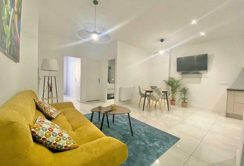 Appartement Floral Centre Confort Et Spacieux Netflix Et Wifi Gratuit