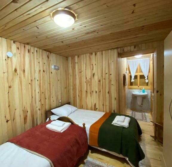 تختخواب و صبحانه Avusor Mola Cafe Ve Pansiyon