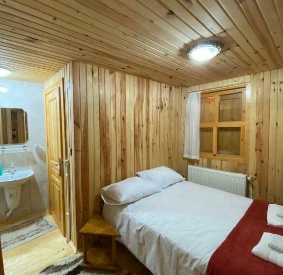 تختخواب و صبحانه Avusor Mola Cafe Ve Pansiyon