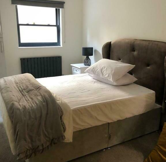 Cambridge Mews Apartments