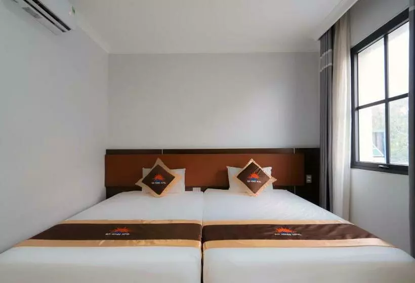 هتل De Charm Hạ Long