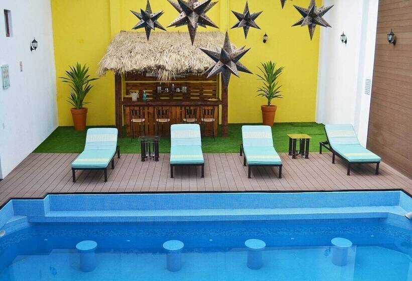 Otel La Casona Pirámides