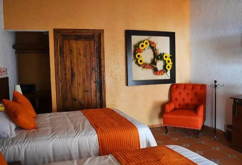 ホテル La Casona Pirámides